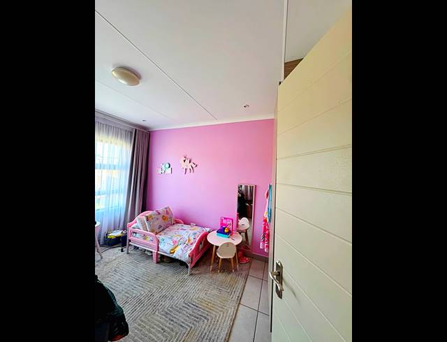 3 BEDROOM FREESTANDING FOR SALE IN DIE HEUWEL EXT 4
